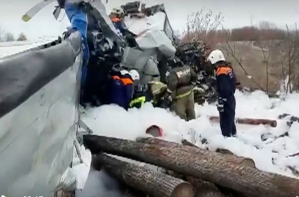 เครื่องบินตกในรัสเซียหักสองท่อน มีผู้เสียชีวิต 16 คน รอด 7 ราย