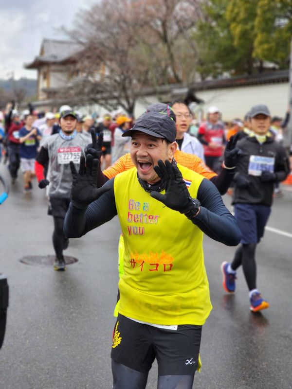 Kyoto Marathon 2023 ปิดฉากอย่างสวยงาม คนดังจากไทยเข้าเส้นชัยครบ! (มีคลิป)                       