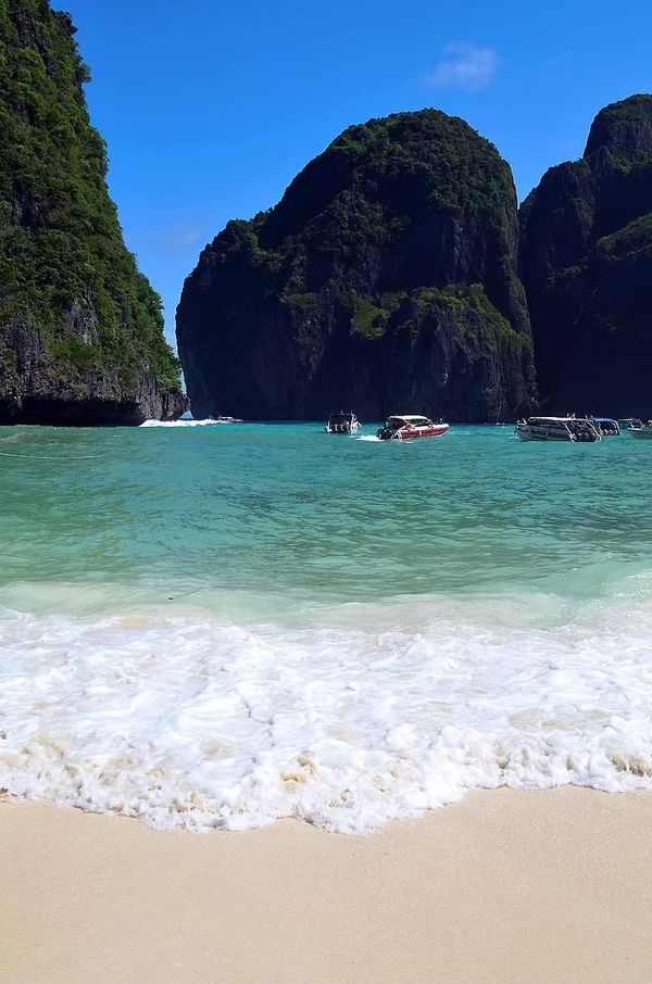 ‘หาดซันไรซ์’  เกาะหลีเป๊ะ ผงาดติด อันดับ 6 ชายหาดสวยที่สุดในโลก