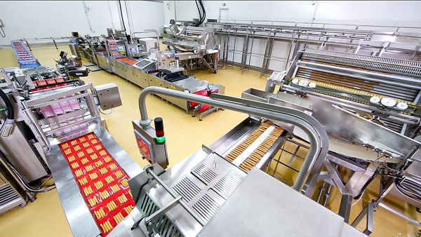 ซีพีเอฟ เปิดกระบวนการผลิตไส้กรอกปลอดภัย