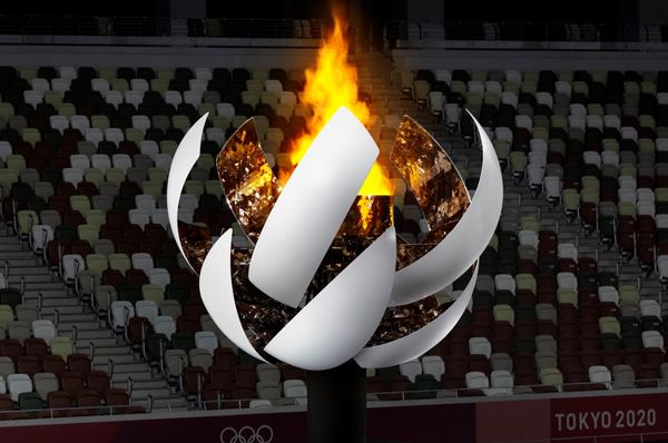 พาชม !! หม้อคบเพลิง Tokyo Olympics 2020 