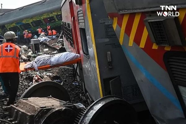 ประมวลภาพ โศกนาฏกรรมรถไฟชนกันในอินเดีย