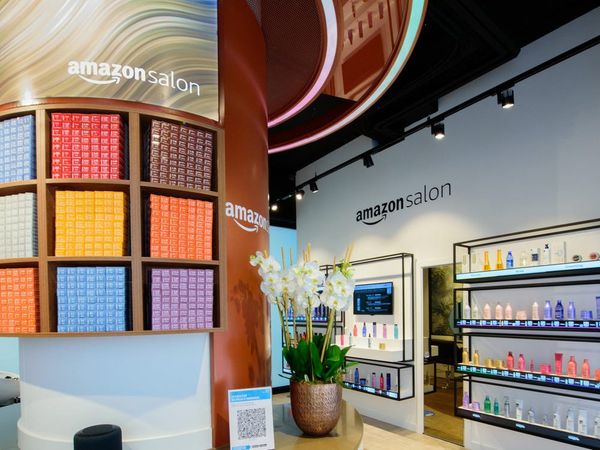 Amazon เปิดร้านทำผมสุดไฮเทค ประยุกต์ใช้เทคโนโลยี AR
