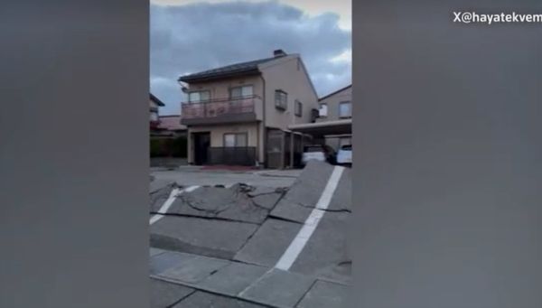 แผ่นดินไหวญี่ปุ่น เบื้องต้นพบเสียชีวิต 6 ราย - บ้านเรือนพังถล่ม