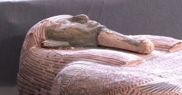 อียิปต์ พบโลงศพมัมมี่นับร้อย อายุกว่า 2,500 ปี
