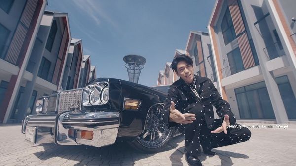 พลอยชมพู ทุ่มเกือบ 2 ล้าน ทำ MV เพลง ด้วยตัวเอง  (มีคลิป)   
