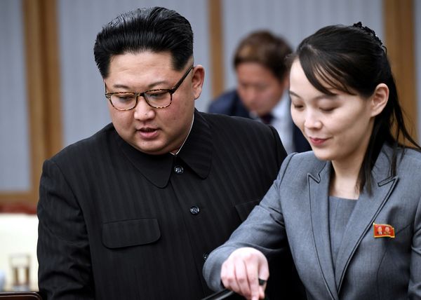 เปิดประวัติ “คิม โยจอง” สตรีที่ทั่วโลกจับตามอง อาจขึ้นเป็นผู้นำโสมแดง