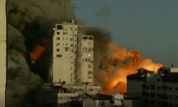 เปิดภาพ ‘ฮามาส’ยิงจรวดนับร้อยโจมตีอิสราเอลแก้แค้นสังหารผู้บัญชาการ