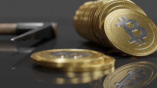 Bitcoin ยังร่วงแตะ 22,000 ดอลลาร์-ตลาด Crypto ทรุดลง50% ต้องกังวลไหม? 