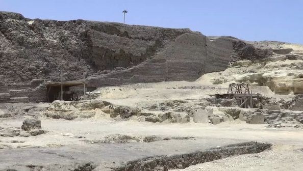 อียิปต์ พบโลงศพมัมมี่โบราณ 250 โลง คาดมีอายุราว 2,500 ปี