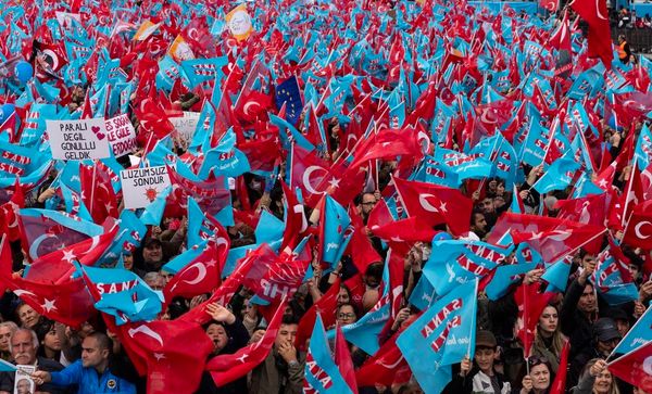“เลือกตั้งตุรกี” ผลคะแนนสูสี ลุ้นต่อในการเลือกตั้งรอบ 2
