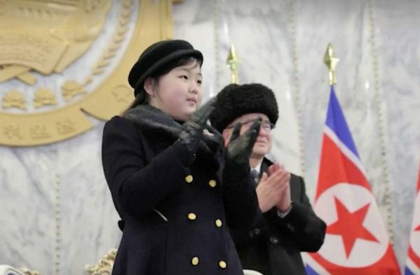 เปิดตัว “คิม จู-แอ” คาดเป็นผู้สืบทอดอำนาจผู้นำเกาหลีเหนือ 