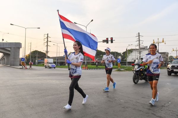 สาวสวยภูมิใจจารึกประวัติศาสตร์ วิ่ง กม.ที่ 2,000 กลุ่ม City Run ปิ๊งไอเดีย ใช้ GPS สร้างเส้นทาง ทีมไทย