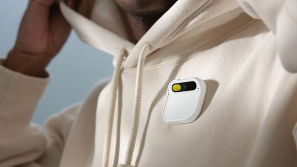ส่อง “Humane AI Pin” อุปกรณ์สวมใส่ ที่จะเป็น Gadget แห่งโลกอนาคต