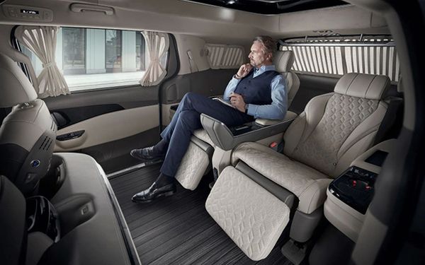 Kia Carnival Hi Limousine 2022 ใหม่เพิ่มรุ่น 4 ที่นั่ง หรูดั่งนั่งเฟิร์สคลาสบนเครื่องบิน