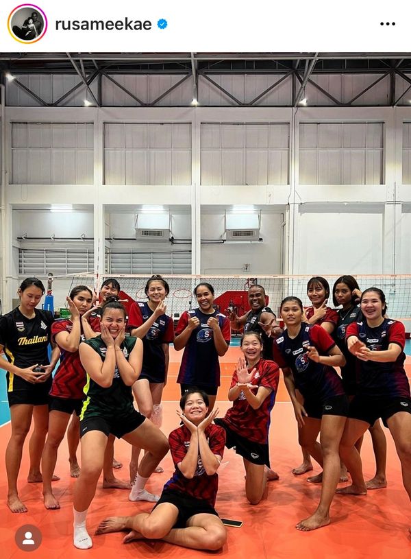 รัศมีแข เสียน้ำตาหลังวอลเล่ย์บอลหญิงไทยชนะตุรกีในชิงแชมป์โลก 2022