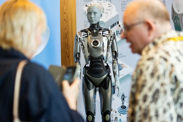 หุ่นยนต์ AI พูดในเวที UN ชี้เป็นผู้นำโลกได้ดีกว่ามนุษย์ ยืนยันจะไม่แย่งงาน
