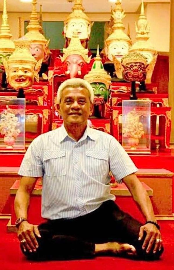 บรมครูโขนไทย ครูมืด ประสาท ทองอร่าม เสียชีวิตโดยโรคมะเร็งปอด สิริอายุ 72 ปี (มีคลิป)