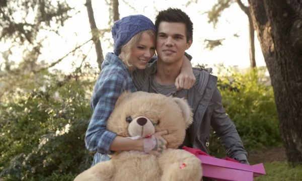 “Taylor Lautner”  อยากย้อนเวลาไปช่วย Taylor Swift และปัญหาสุขภาพจิตจาก Twilight