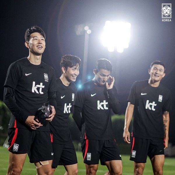 คิวต์ยังกะบอยแบนด์!! 'โชคยูซอง-ซนฮึงมิน-โชยูมิน’ นักเตะหล่อเกาหลีใต้ในศึกบอลโลก