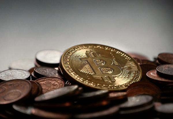 เปิดสาเหตุ 'Bitcoin' พุ่งทำนิวไฮทะลุ 20,000 ดอลลาร์ เพราะอะไร?