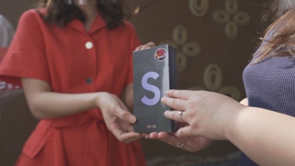 TRUE 5G สร้างปรากฏการณ์อัจฉริยะขั้นสุด ส่งมอบ Samsung S21 เจ้าแรกในไทย (มีคลิป)