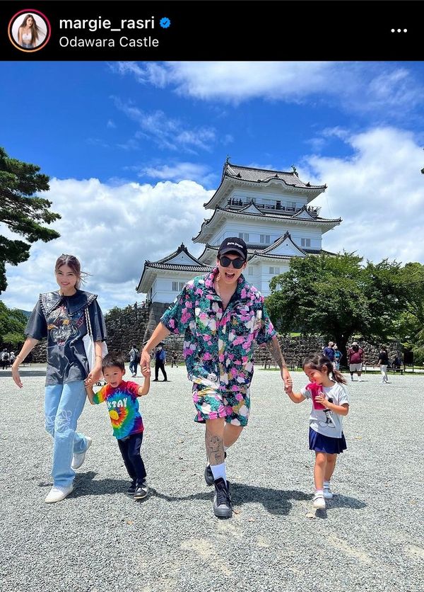 มาร์กี้ ราศรี พาครอบครัวบินไปตะลุยทริปเที่ยวสุดอบอุ่นที่ญี่ปุ่น