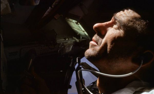 อาลัยวอลเตอร์ คันนิงแฮม อดีตนักบินอวกาศของนาซาเสียชีวิตแล้ว