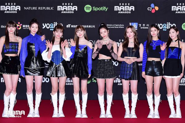 'เจโฮป BTS-ITZY-IVE-NewJeans' นำทัพสตาร์บุกพรมแดง MAMA AWARDS วันที่ 2