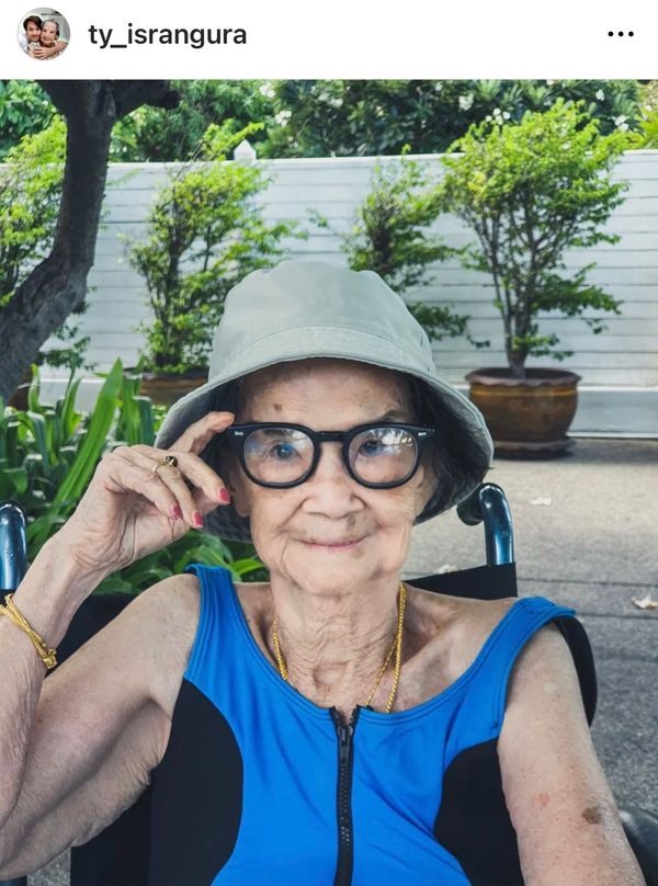 สุดอบอุ่น คุณยายมารศรี อายุครบ 102 ปี