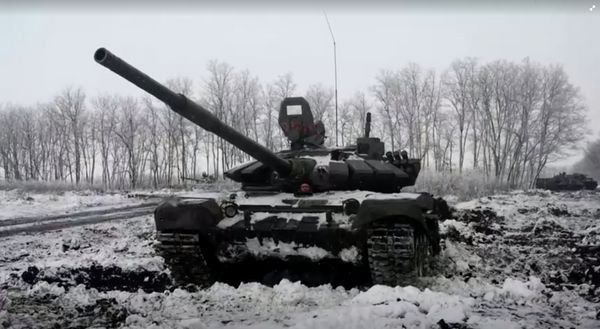 รัสเซียเผยภาพจัดหนัก ซ้อมรบดุเดือดสามเหล่าทัพใกล้ยูเครน