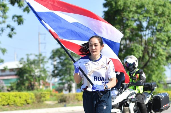 วิ่งส่งธงชาติไทย ผ่าน 38 วัน สะสมระยะทาง 2,870 กม. 