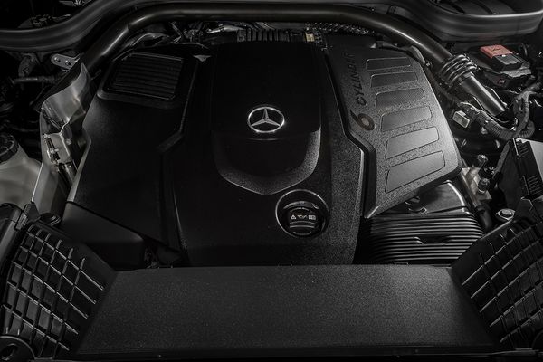 ที่สุดแห่งยนตรกรรมออฟโรด!“Mercedes-Benz G 350 d Sport”