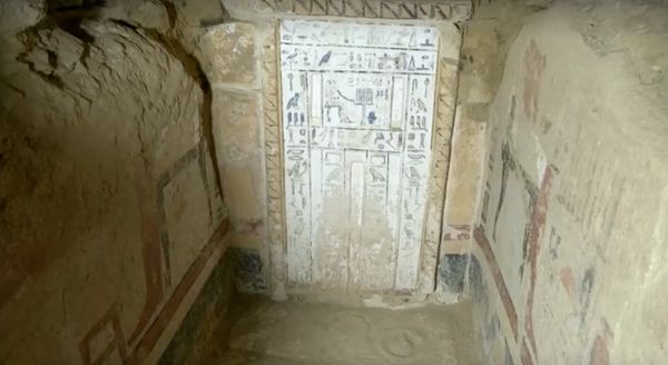 อียิปต์พบหลุมศพโบราณยุคฟาโรห์อายุกว่า 4 พันปี เก่าแก่-สมบูรณ์ที่สุด