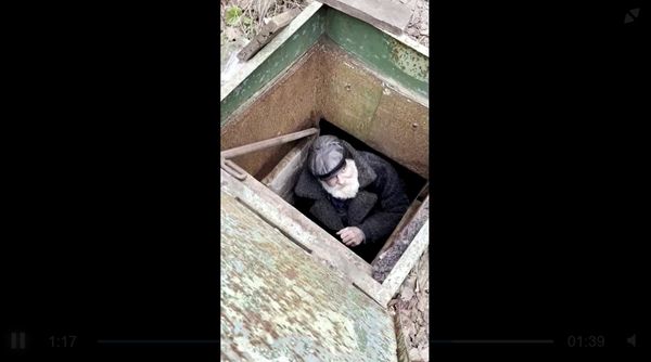 พบ มนุษย์รู ในยูเครน หนีสงครามซ่อนตัวในบังเกอร์ใต้ดินหลายเดือน