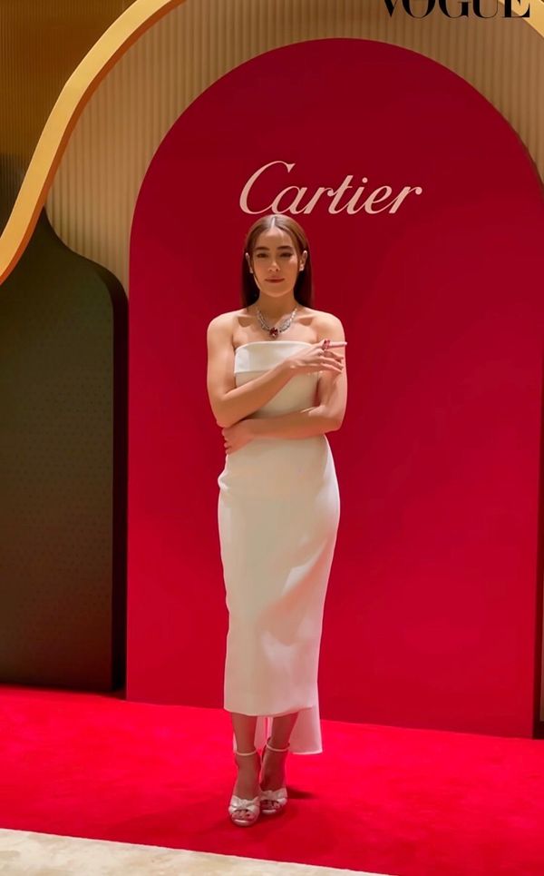 ส่องโมเมนต์ จีซู ร่วมเฟรมกับ คิมเบอร์ลี่ ในงาน Cartier Beautés du Monde Bangkok 