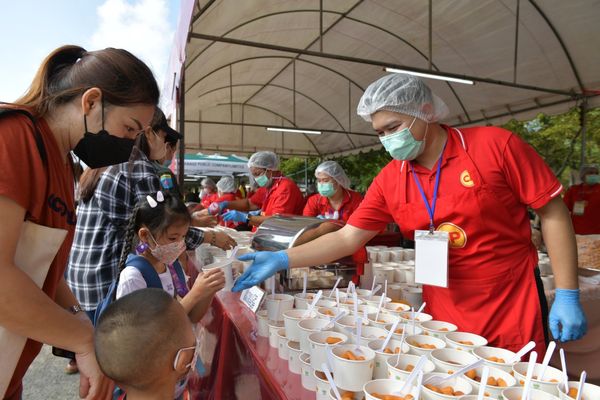 กองทัพบก จับมือ CPF เสิร์ฟอาหารให้น้องๆ อิ่มอร่อย สุขภาพดี ฉลองวันเด็กแห่งชาติ ปี 66