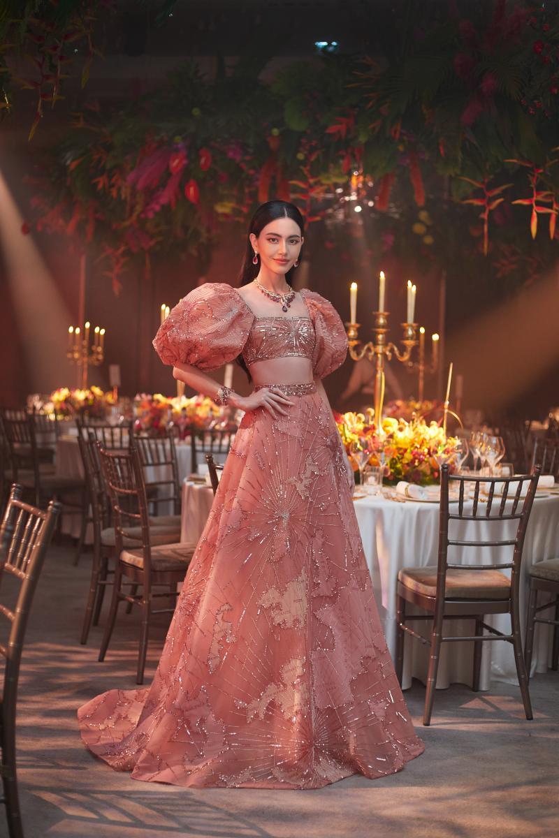 ปังไม่ไหว! ใหม่ ดาวิกา ขึ้นแท่น Friend of The House BVLGARI เซาท์เอเชีย-แปซิฟิค ปังไม่ไหว! ใหม่ ดาวิกา ขึ้นแท่น Friend of The House BVLGARI เซาท์เอเชีย-แปซิฟิค