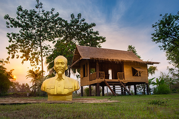 9 ที่เที่ยวพิจิตร สักการะหลวงพ่อเงิน ตามรอยถิ่นชาละวัน 9 ที่เที่ยวพิจิตร สักการะหลวงพ่อเงิน ตามรอยถิ่นชาละวัน