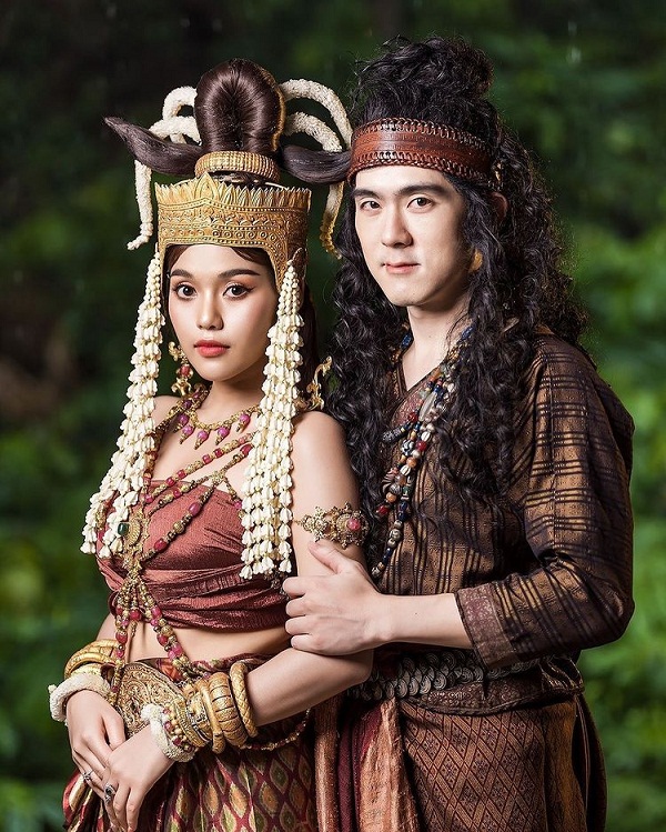อ๊อฟ ซาบซึ้ง ธัญญ่า ซื้อเพลงให้เป็นของขวัญ ลั่นปีหน้าขอแค่มีกันแบบนี้ (มีคลิป)