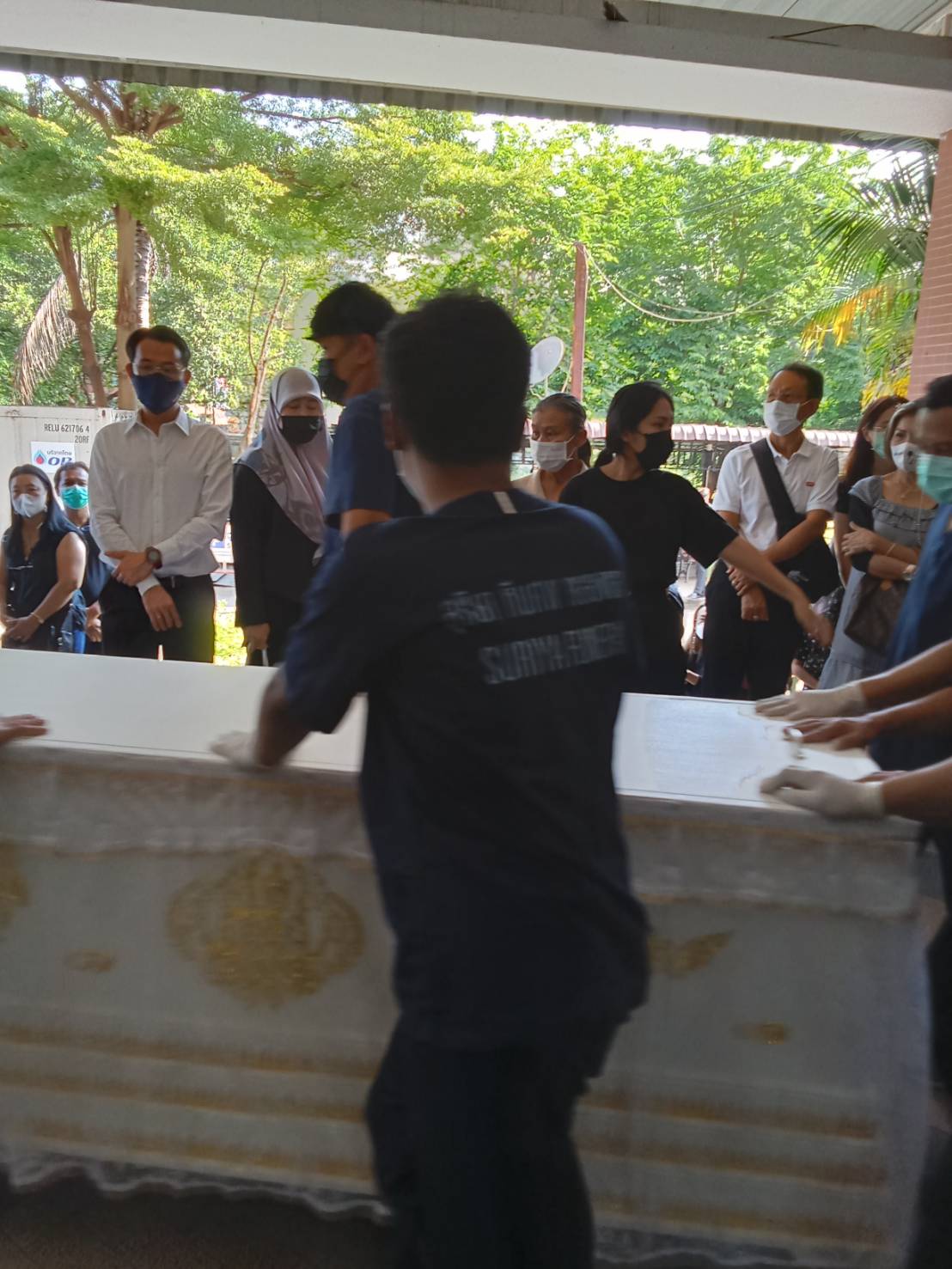 ลุกซ์ ชาญวิทย์ น้องชาย ใบเตย สุธีวัน รับร่างแฟนหนุ่มประกอบพิธีทางศาสนา ที่ จ.อุตรดิตถ์