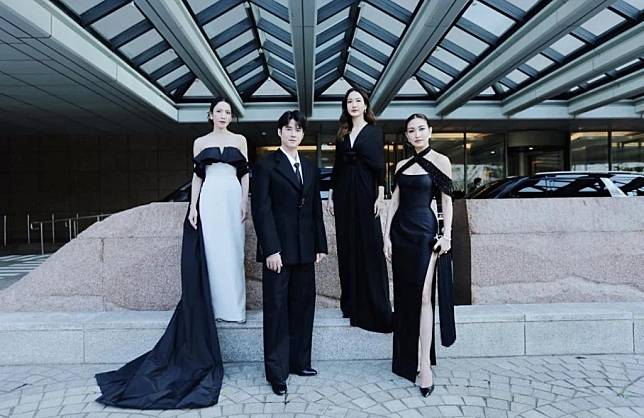 พาเหรดความปัง ศิลปินไทย-เทศ ในปี 2565 พาเหรดความปัง ศิลปินไทย-เทศ ในปี 2565