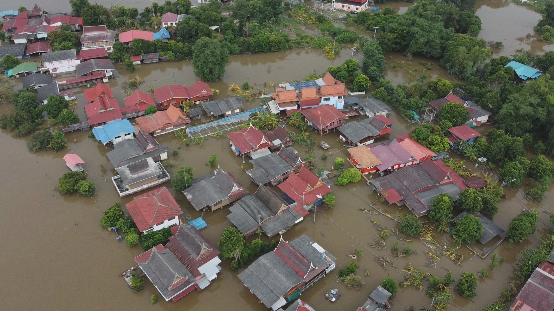 อยุธยาน้ำยังท่วม 12 อำเภอ ชาวบางบาลหลายร้อยครัวเรือนเดือดร้อนหนัก