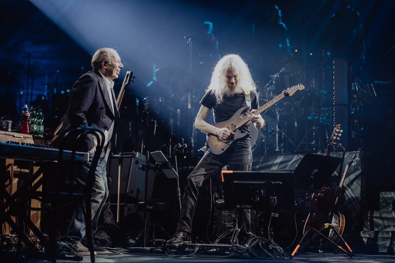  Hans Zimmer นักประพันธ์เพลงชื่อดังขอหวานใจแต่งงานกลางคอนเสิร์ต (มีคลิป)