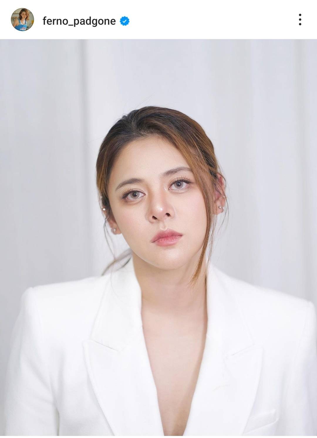 เรียนมาเพื่อทราบ ใบเฟิร์น พัสกร โพสต์เดือด มีวุฒิภาวะพอที่จะเลือกคบเพื่อน เรียนมาเพื่อทราบ ใบเฟิร์น พัสกร โพสต์เดือด มีวุฒิภาวะพอที่จะเลือกคบเพื่อน