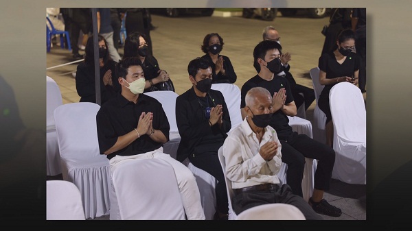  อี๊ฟ พุทธธิดา ฝันถึง คุณพ่อต้อย เศรษฐา มาบอกว่าหายแล้ว   (มีคลิป)