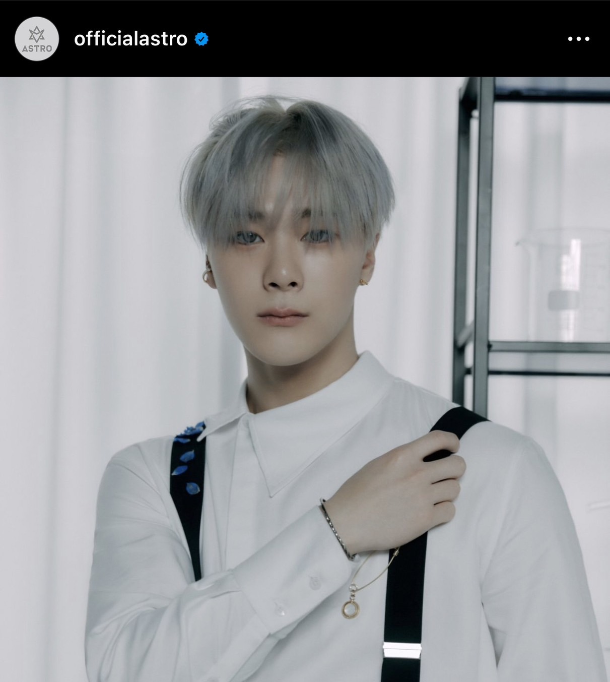 ดีเจนุ้ย โพสต์แสดงความเสียใจและร่วมไว้อาลัย มุนบิน ASTRO ดีเจนุ้ย โพสต์แสดงความเสียใจและร่วมไว้อาลัย มุนบิน ASTRO