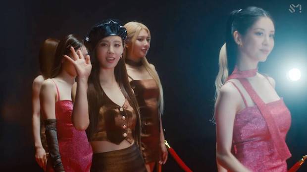 แม่มาตามนัด!! Girls’ Generation ปล่อยเอ็มวีเพลงเอกอัลบั้มฉลองเดบิวต์ 15 ปี แม่มาตามนัด!! Girls’ Generation ปล่อยเอ็มวีเพลงเอกอัลบั้มฉลองเดบิวต์ 15 ปี