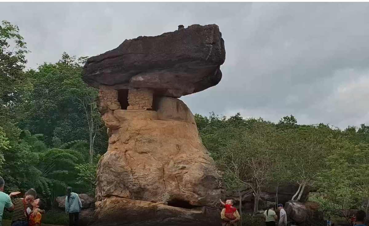 นทท.ชมอุทยานฯภูพระบาทคึกคัก ปลื้มมรดกโลกแห่งใหม่ นทท.ชมอุทยานฯภูพระบาทคึกคัก ปลื้มมรดกโลกแห่งใหม่