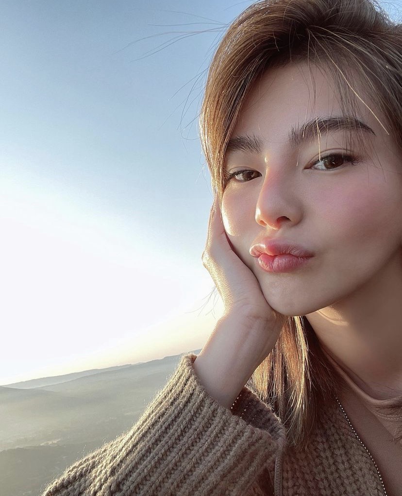 ขึ้นบอลลูนลอยฟ้า ดิว อริสรา โชว์หน้าสด แฟนๆ แห่ชมสวยมาก ขึ้นบอลลูนลอยฟ้า ดิว อริสรา โชว์หน้าสด แฟนๆ แห่ชมสวยมาก